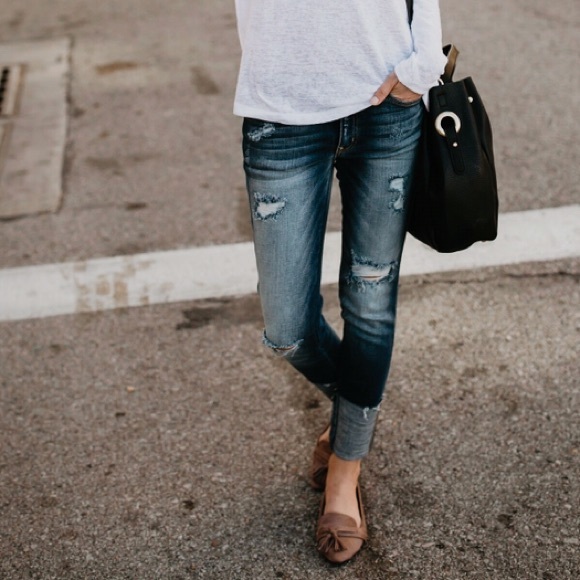 🆕2 AVAILABLE Victoria Tassel Flats in Taupe - Picture 6 of 7